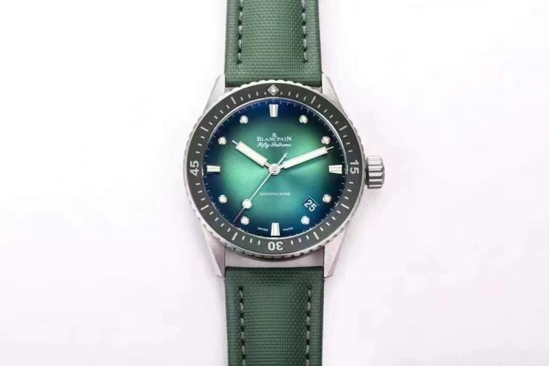 Replica-Blancpain-Fifty-Fathoms-Bathyscaphe-Green-768x512